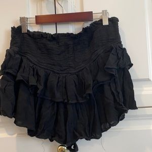 Gab & Kate black ruffle skort